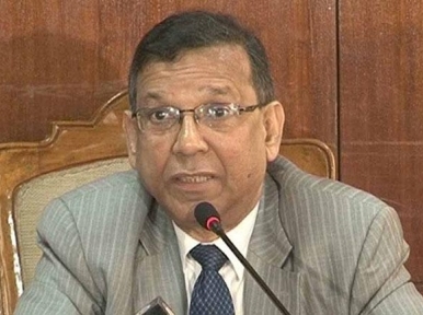 Sinha telling lies to get international favour: Minister 